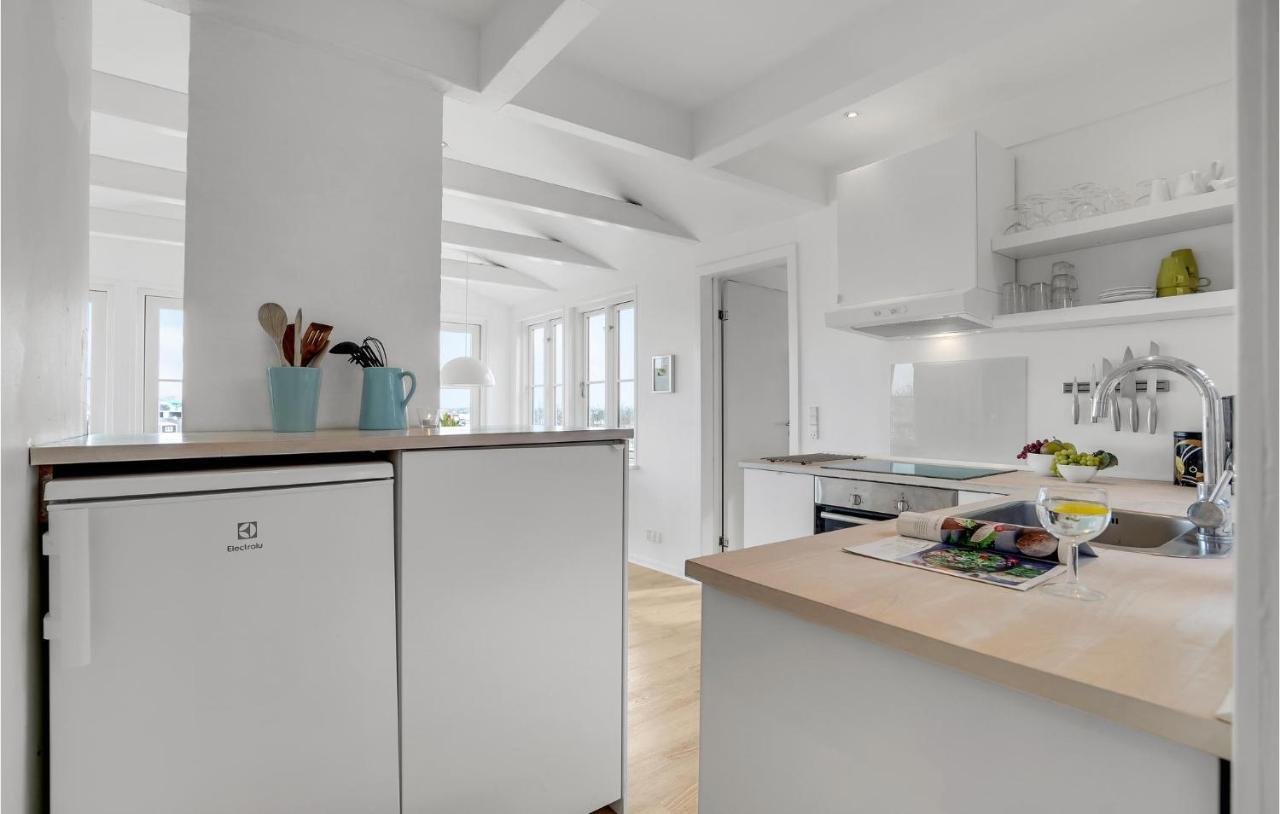 Nice Home In Ringkobing With Kitchen Søndervig エクステリア 写真