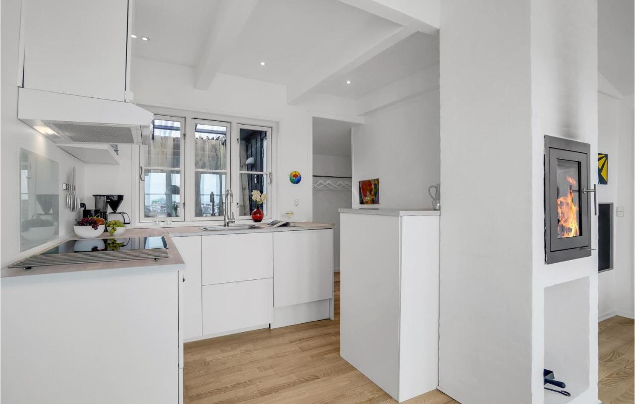 Nice Home In Ringkobing With Kitchen Søndervig エクステリア 写真